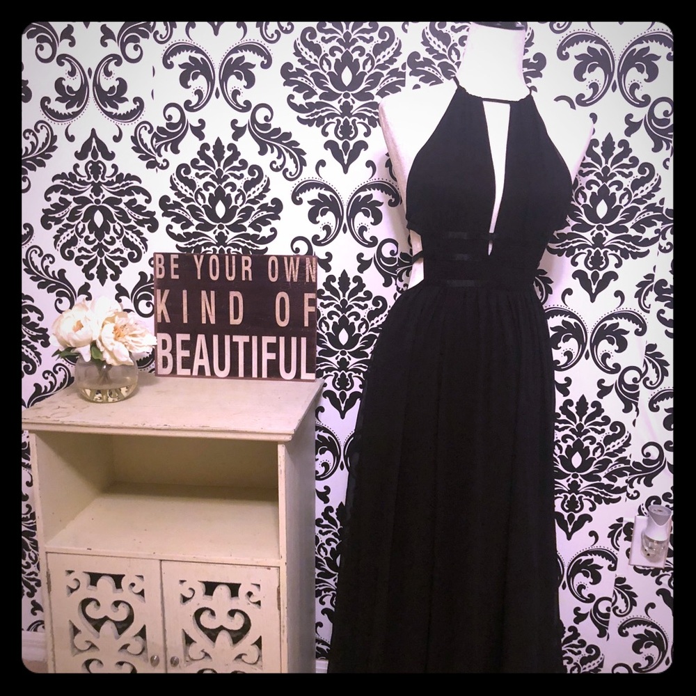 NWT Express maxi with sexy cutouts 😍